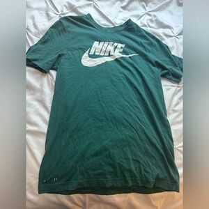 Nike T Shirt